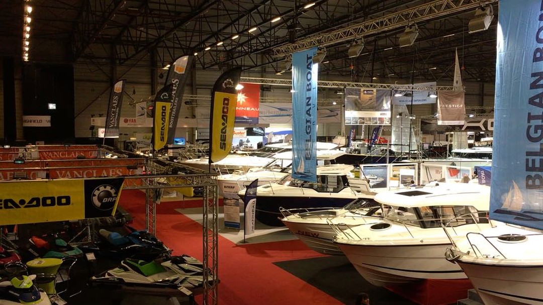 #belgianboatshow kan beginnen! Alles blinkt en wij zijn er klaar voor. #boten #watersport #motorboot @belgianboatshow